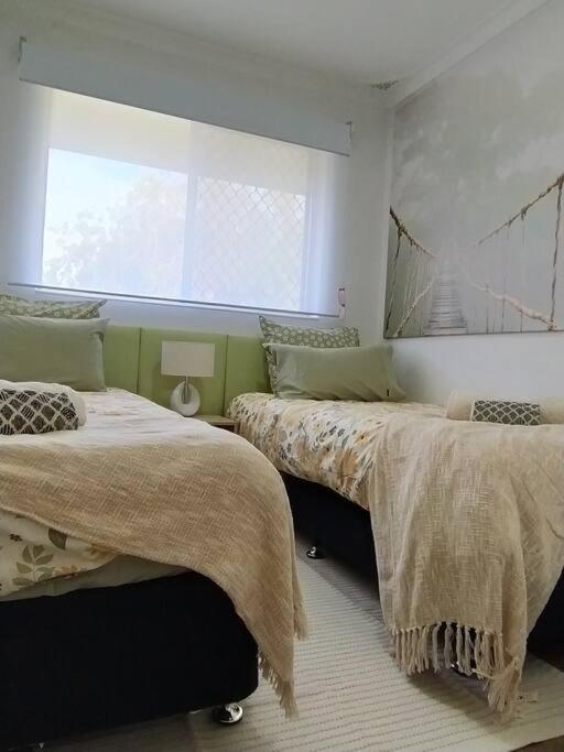 Simply Delightful Unit Close To Cbd And Beach Пърт Екстериор снимка